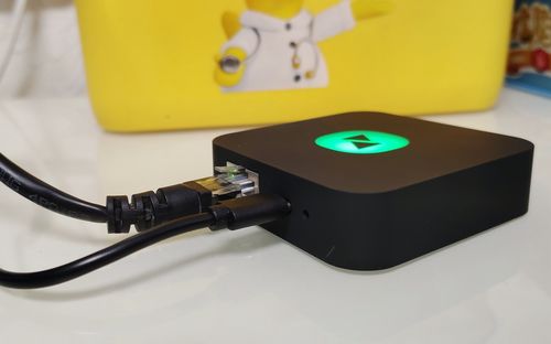 颜值高又实用 向日葵开机盒子K3，一根网线实现远程开机与操控